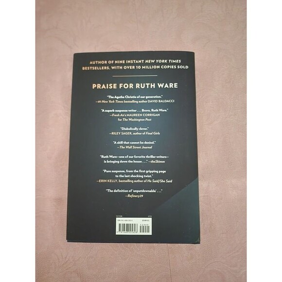 The Woman in Suite 11-Ruth Ware-Hardback Book-Never Read! - Picture 2 of 5